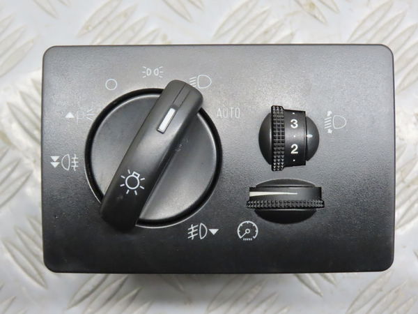 Interrupteur commande de phares FORD FOCUS