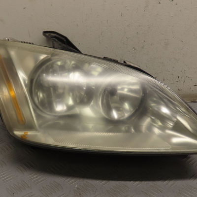 Phare droit FORD FOCUS