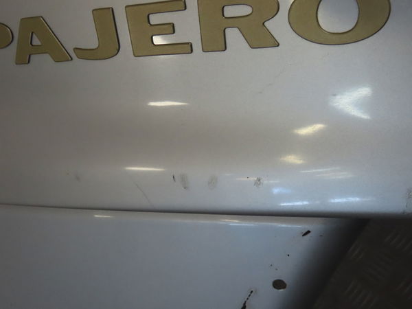 Aile avant droite MITSUBISHI PAJERO