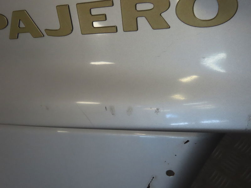 Aile avant droite MITSUBISHI PAJERO