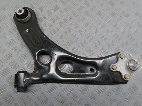 Triangle inf avd CITROEN AMI