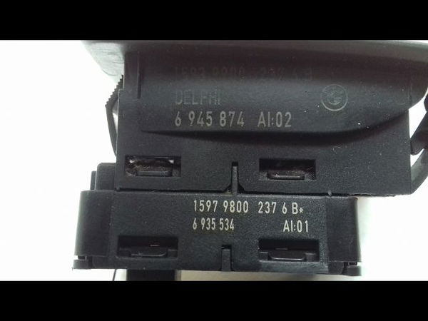 Commande lève-glace porte avant droite Bmw 3 (E90) 320 i (2004-2007)