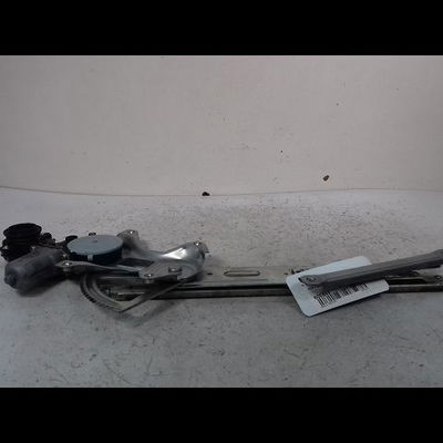 Mecanismemoteur leve-glace avg Toyota RAV 4 III (_A3_) 2.2 d 4wd (ala30_) (2006-2012)