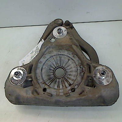 Triangle sup avd AUDI A4
