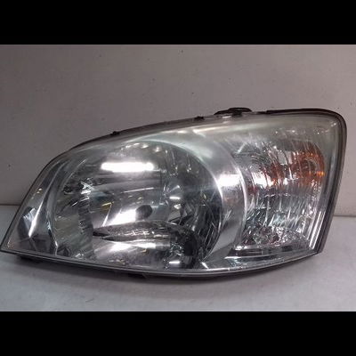 Phare gauche Hyundai GETZ (TB) 1.3 i (2002-2004)