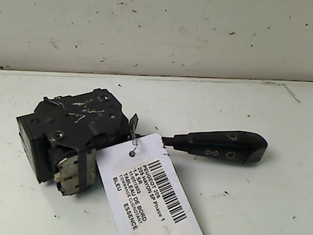 Commande clignotant PEUGEOT 205