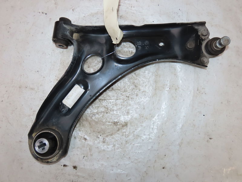 Triangle inf avd Peugeot 208 II (UB_, UP_, UW_, UJ_) 1.2 puretech 100 (2019) 5 portes