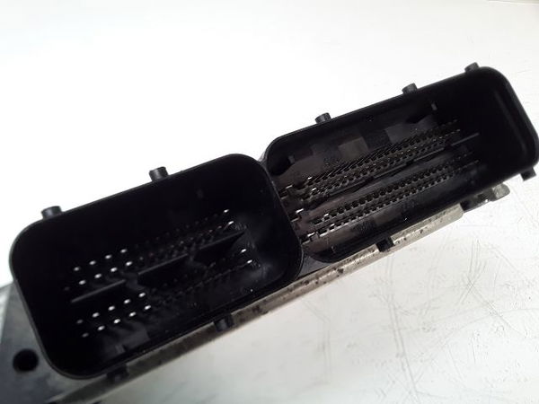 Calculateur moteur Hyundai I30 (FD) 1.6 crdi (2007-2011)