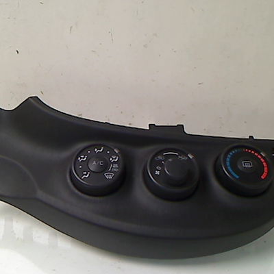 Commande de chauffage TOYOTA YARIS