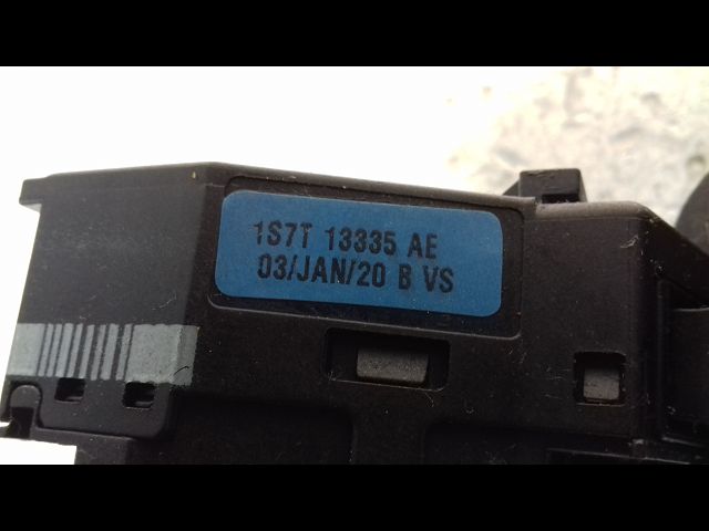 Commande clignotant Ford MONDEO III (B5Y) 1.8 16v (2000-2007)