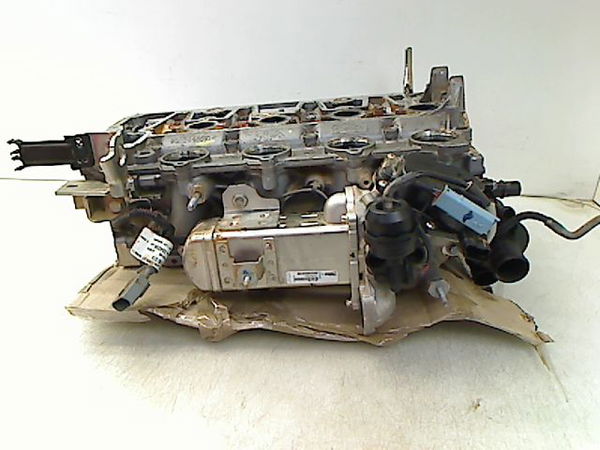 Culasse diesel Ford C-MAX II (DXA-CB7, DXA-CEU) 2.0 tdci (2010-2019)