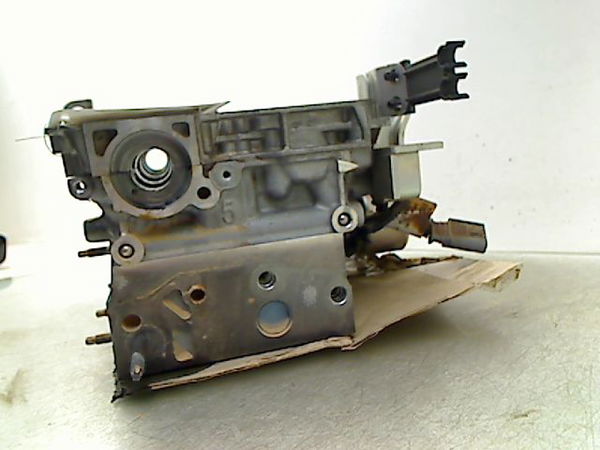 Culasse diesel Ford C-MAX II (DXA-CB7, DXA-CEU) 2.0 tdci (2010-2019)