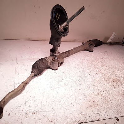 Cremaillere hydraulique TOYOTA YARIS
