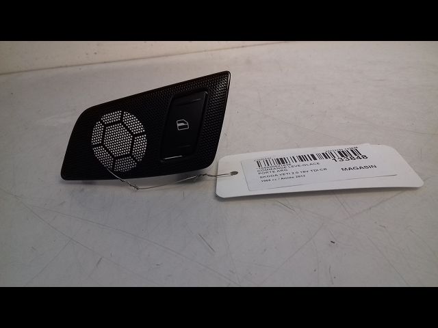 Commande leve-glace porte arrière gauche Skoda YETI (5L) 2.0 tdi (2011-2017)