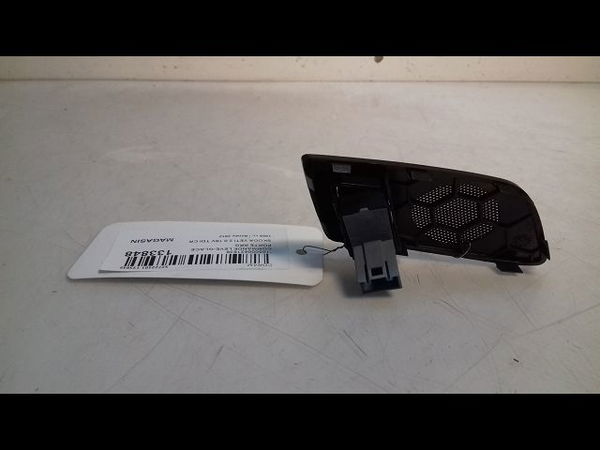 Commande leve-glace porte arrière gauche Skoda YETI (5L) 2.0 tdi (2011-2017)