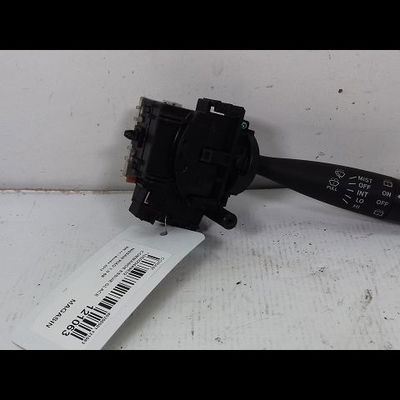Commande essuie glace Nissan PIXO (UA0) 1.0 (2009) 5 portes