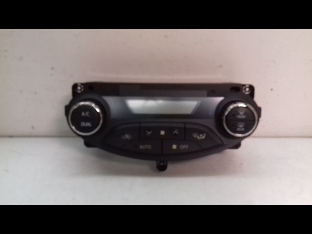 Commande de chauffage Toyota YARIS (_P13_) 1.5 hybrid (nhp130_) (2012)