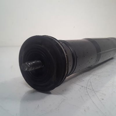 Amortisseur arrière droit Toyota YARIS (_P9_) 1.3 vvt-i (scp90_) (2005-2010)