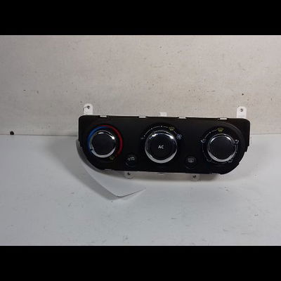 Commande de chauffage Renault CLIO IV (BH_) 1.5 dci 75 (2012) 5 portes