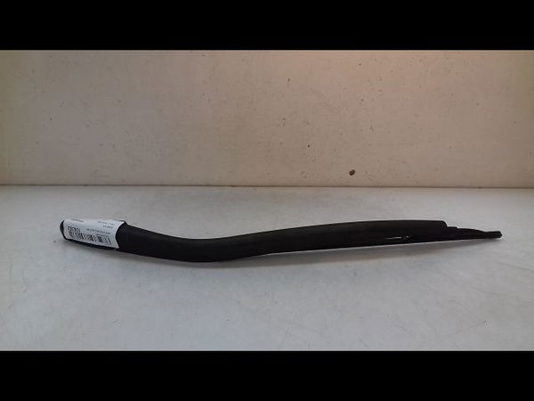 Bras essuie-glace arrière Ford KA (RB_) 1.3 i rocam (2002-2008) 3 portes
