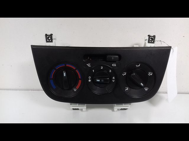 Commande de chauffage Peugeot BIPPER TEPEE 1.4 hdi (2008)