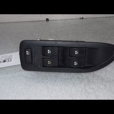 Commande lève-glace porte avant gauche Renault VEL SATIS (BJ0_) 3.0 dci (bj0s) (2006-2009)