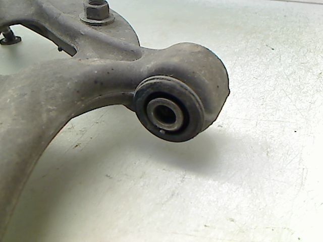 Triangle inf avd Renault CLIO III (BR0-1, CR0-1) 2.0 16v sport (cr0n, cr1p) (2006-2012)