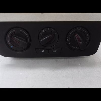 Commande de chauffage Seat IBIZA IV SC (6J1, 6P5) 1.4 tdi (2008-2010)