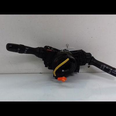 Bloc commodos Toyota YARIS (_P9_) 1.4 d-4d (nlp90_) (2005-2012)