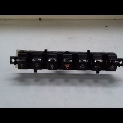 Bouton de warning Peugeot 3008 Monospace (0U_) 1.6 hdi (2009-2016) 5 portes