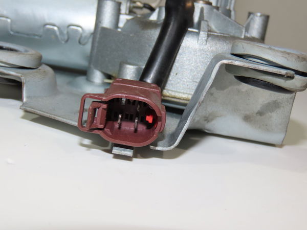 Moteur essuie-glace arrière Peugeot 206 3-5 portes (2A-C) 1.4 i (1998-2012) 3 portes