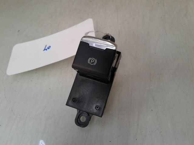 Interrupteur commande de frein a main MAZDA 3