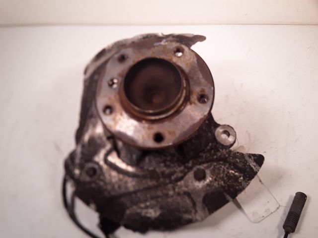 Fusee avg Bmw 1 (E87) 118 d (2004-2007)