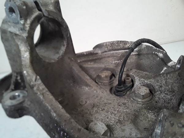 Fusee avg Bmw 1 (E87) 118 d (2004-2007)