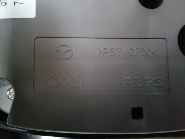 Commande autoradio MAZDA 3