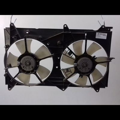 Buse ventilateur Toyota AVENSIS VERSO (_M2_) 2.0 d (clm20_) (2001-2005)