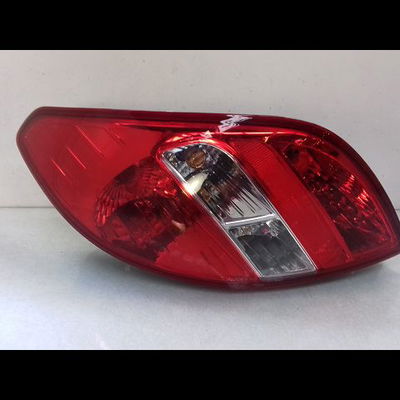 Feu arrière droit Hyundai I20 I (PB, PBT) 1.4 crdi (2008-2015)
