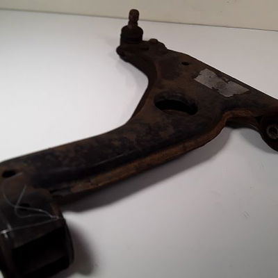 Triangle inf avg Opel MERIVA B Monospace (S10) 1.7 cdti (75) (2010-2017)