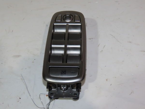 Commande lève-glace porte avant gauche Jaguar XF I (X250) 2.7 d (2008-2015)