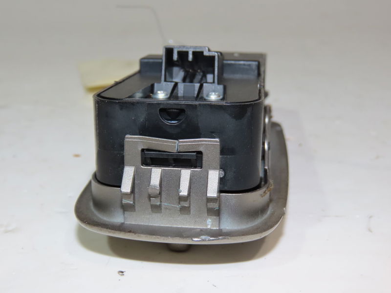 Commande lève-glace porte avant gauche Jaguar XF I (X250) 2.7 d (2008-2015)