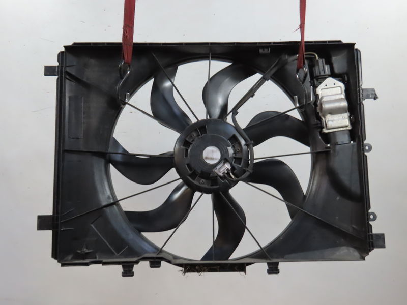 Buse ventilateur Mercedes-benz CLASSE A (W176) A 200 cdi (176.001) (2012-2014)