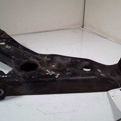 Triangle inf avg Nissan PIXO (UA0) 1.0 (2009) 5 portes