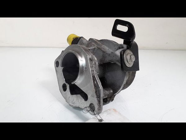 Pompe a vide Renault CLIO IV (BH_) 1.5 dci 90 (2012) 5 portes