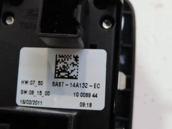 Commande lève-glace porte avant gauche Ford FIESTA VI (CB1, CCN) 1.4 tdci (2010-2012) 3 portes