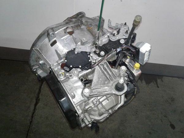 Boîte à vitesse automatique Renault MEGANE II (BM0-1_, CM0-1_) 2.0 16v (bm0u, cm0u) (2002-2008)
