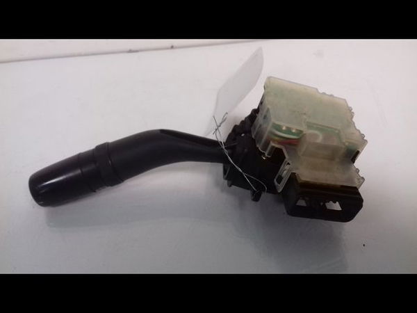 Commande essuie glace Mazda 6 Hatchback (GG) 2.0 (gges) (2002-2007)