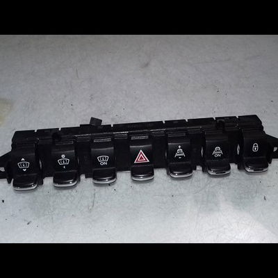 Bouton de warning Peugeot 3008 Monospace (0U_) 1.6 hdi (2009-2016) 5 portes