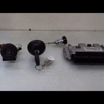 Kit serrures  antivol Renault TWINGO III (BCM_, BCA_) 1.0 sce 70 (2014) 5 portes
