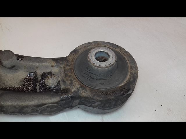 Triangle inf avd Renault MASTER III Camionnette (FV) 2.3 dci 125 fwd (fv0c, fv0d, fv0g, fv0h, fv0j, fv0k) (2010)