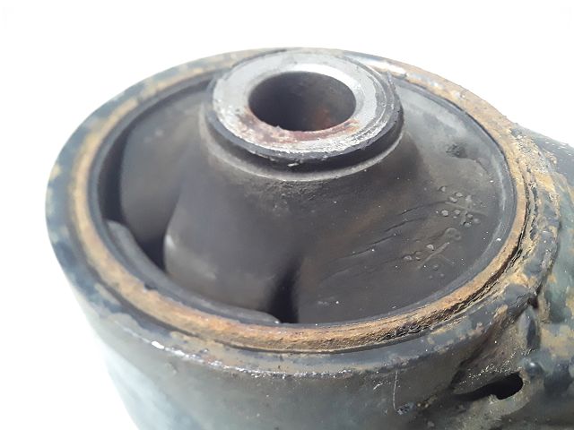 Triangle inf avg Kia RIO II (JB) 1.5 crdi (2005-2011)
